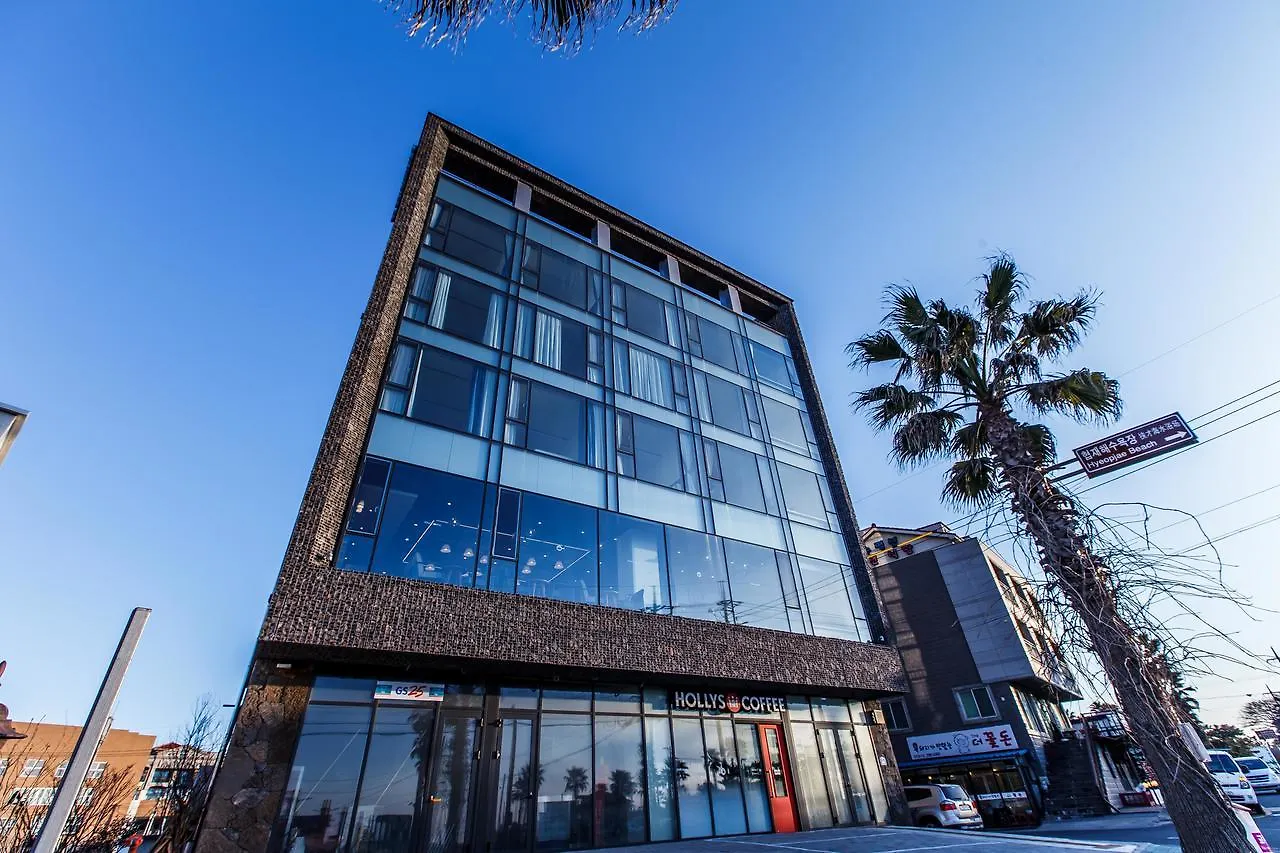 布鲁斯普林酒店 济州市